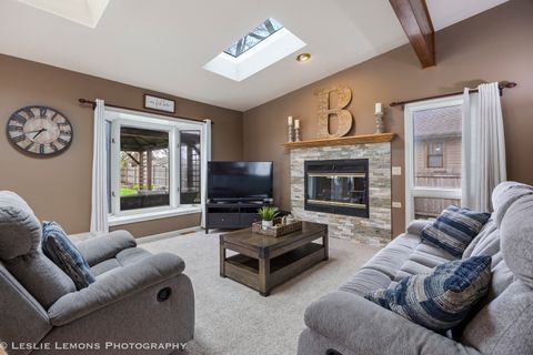 Tiny photo for 221 69th Street, Darien, IL 60561 (MLS # 12614546)