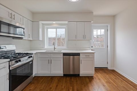 Tiny photo for 6745 N Saint Louis Avenue, Lincolnwood, IL 60712 (MLS # 12597158)