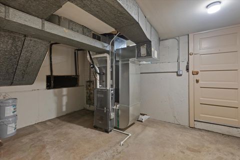 Tiny photo for 6745 N Saint Louis Avenue, Lincolnwood, IL 60712 (MLS # 12597158)