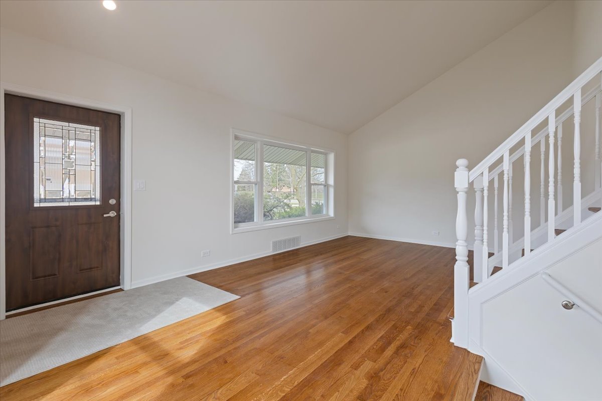 6745 N Saint Louis Avenue