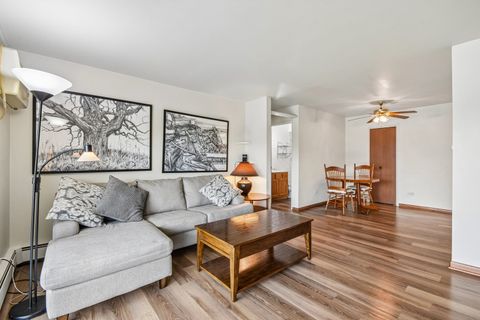 Tiny photo for 12809 Carriage Lane #12, Crestwood, IL 60418 (MLS # 12641613)