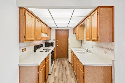 Tiny photo for 12809 Carriage Lane #12, Crestwood, IL 60418 (MLS # 12641613)