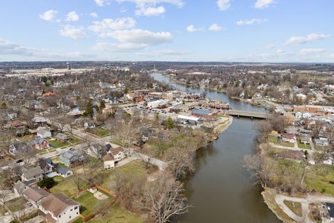 Tiny photo for 313 S 1st Street, West Dundee, IL 60118 (MLS # 12602587)