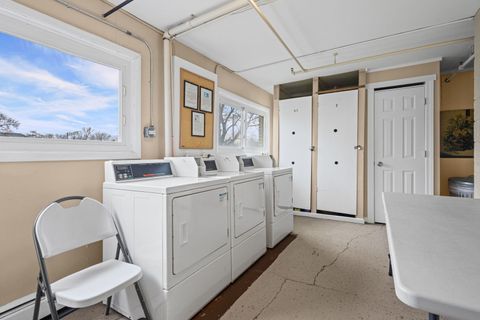 Tiny photo for 9460 Dee Road #2H, Des Plaines, IL 60016 (MLS # 12598667)