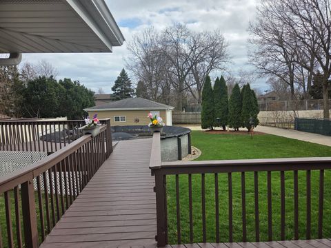 Tiny photo for 1101 E Washington Boulevard, Lombard, IL 60148 (MLS # 12628138)