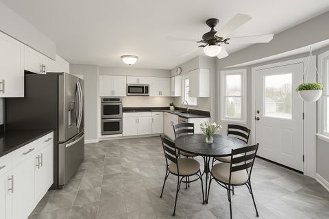 Tiny photo for 1101 E Washington Boulevard, Lombard, IL 60148 (MLS # 12628138)
