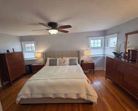 Tiny photo for 1101 E Washington Boulevard, Lombard, IL 60148 (MLS # 12628138)