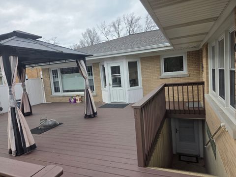 Tiny photo for 1101 E Washington Boulevard, Lombard, IL 60148 (MLS # 12628138)