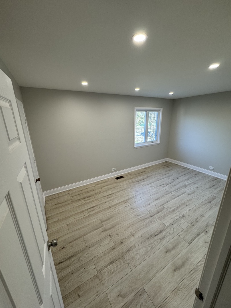 728 E Old Willow Road 104B