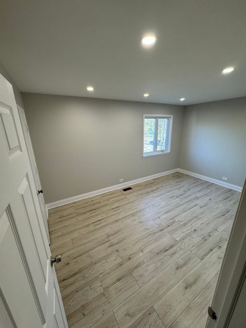 Tiny photo for 728 E Old Willow Road #104B, Prospect Heights, IL 60070 (MLS # 12663281)