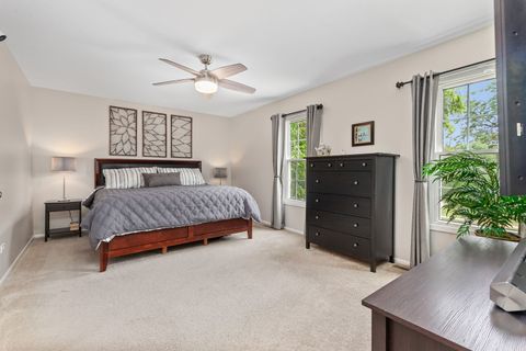 Tiny photo for 1211 Parliament Court, Libertyville, IL 60048 (MLS # 12521934)