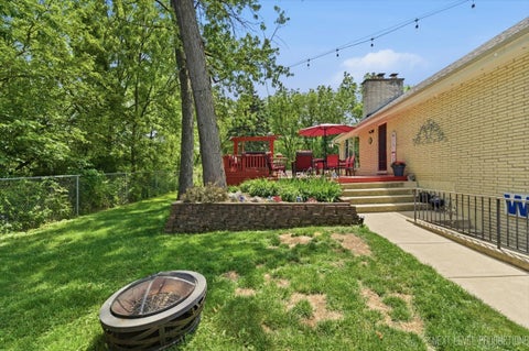 Tiny photo for 1N255 Prairie Avenue, Glen Ellyn, IL 60137 (MLS # 12687198)