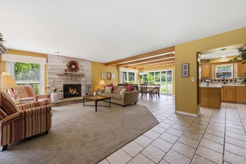 Tiny photo for 1N255 Prairie Avenue, Glen Ellyn, IL 60137 (MLS # 12687198)