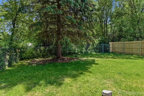 Tiny photo for 1N255 Prairie Avenue, Glen Ellyn, IL 60137 (MLS # 12687198)
