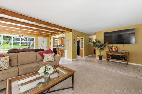Tiny photo for 1N255 Prairie Avenue, Glen Ellyn, IL 60137 (MLS # 12687198)
