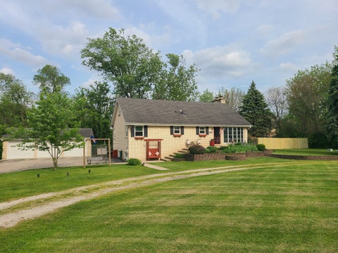 Photo of 1N255 Prairie Avenue, Glen Ellyn, IL 60137 (MLS # 12687198)