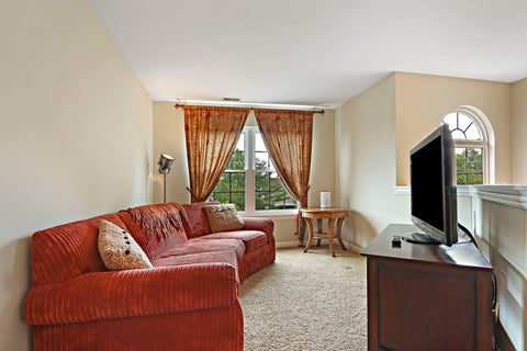Tiny photo for 350 Kestrel Lane, Lindenhurst, IL 60046 (MLS # 12654701)