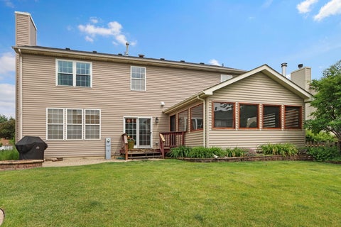 Tiny photo for 350 Kestrel Lane, Lindenhurst, IL 60046 (MLS # 12654701)