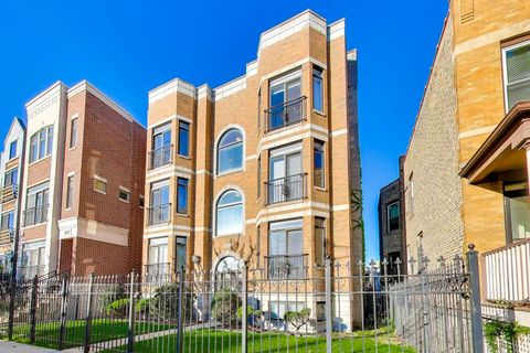 Photo of 2022 N Wood Street #3N, Chicago, IL 60614 (MLS # 12627687)
