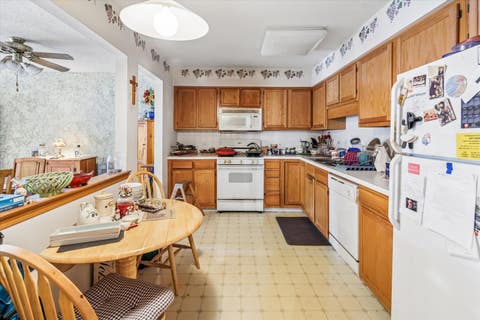 Tiny photo for 5320 N Lowell Avenue #205, Chicago, IL 60630 (MLS # 12698618)