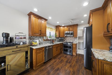 Tiny photo for 8132 S 83rd Court, Justice, IL 60458 (MLS # 12591154)