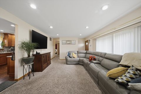 Tiny photo for 8132 S 83rd Court, Justice, IL 60458 (MLS # 12591154)