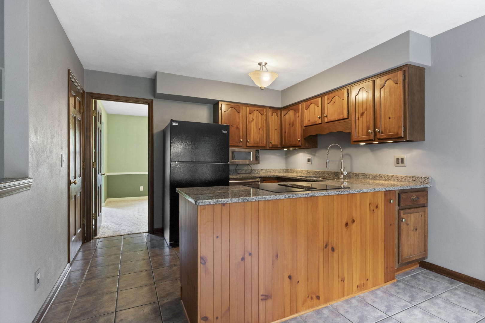 1485 Bryn Mawr Lane