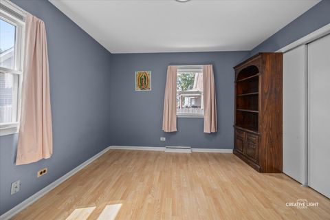 Tiny photo for 417 Marion Avenue, Aurora, IL 60505 (MLS # 12456200)