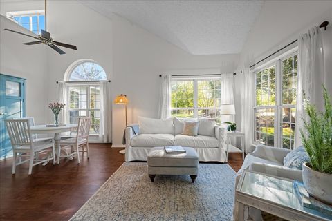 Tiny photo for 1320 Georgetown Drive, Batavia, IL 60510 (MLS # 12536049)