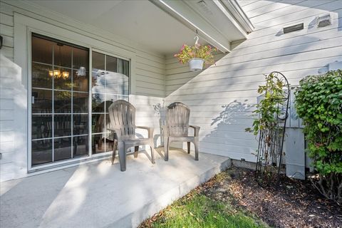 Tiny photo for 1320 Georgetown Drive, Batavia, IL 60510 (MLS # 12536049)