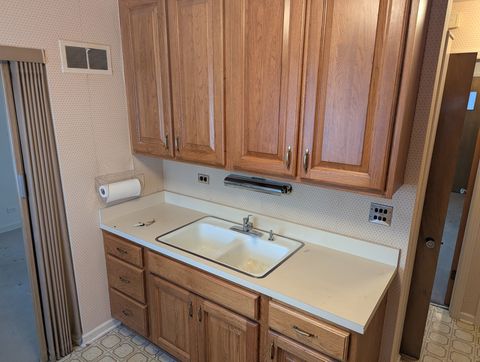 Tiny photo for 406 South Boulevard #C, Evanston, IL 60202 (MLS # 12549911)