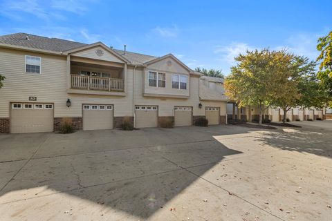 Tiny photo for 3828 Thornhill Circle #3828, Champaign, IL 61822 (MLS # 12486911)