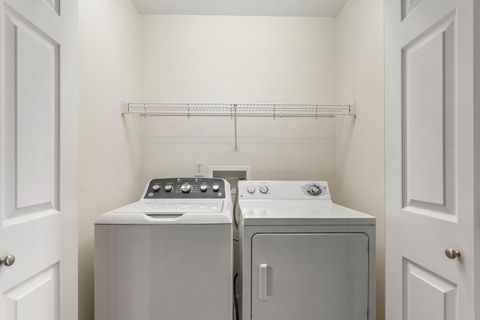 Tiny photo for 3828 Thornhill Circle #3828, Champaign, IL 61822 (MLS # 12486911)