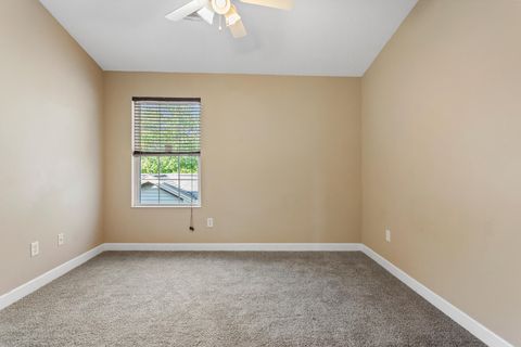 Tiny photo for 3828 Thornhill Circle #3828, Champaign, IL 61822 (MLS # 12486911)