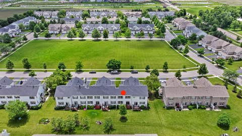 Tiny photo for 371 McGrath Drive, Oswego, IL 60543 (MLS # 12683019)