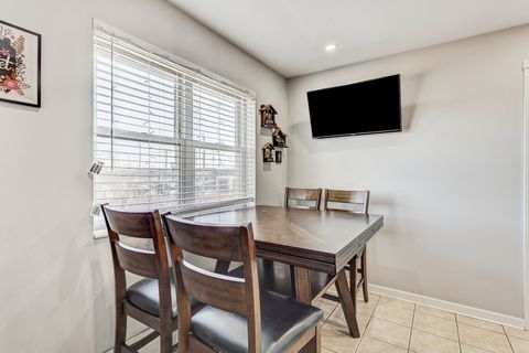 Tiny photo for 4209 Kolze Avenue #2S, Schiller Park, IL 60176 (MLS # 12612874)