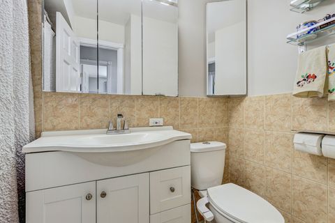 Tiny photo for 4209 Kolze Avenue #2S, Schiller Park, IL 60176 (MLS # 12612874)