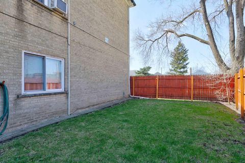 Tiny photo for 4209 Kolze Avenue #2S, Schiller Park, IL 60176 (MLS # 12612874)