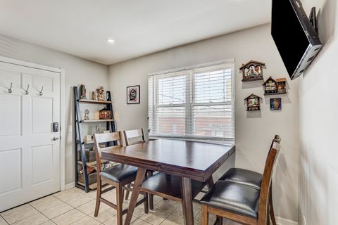 Tiny photo for 4209 Kolze Avenue #2S, Schiller Park, IL 60176 (MLS # 12612874)
