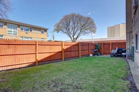 Tiny photo for 4209 Kolze Avenue #2S, Schiller Park, IL 60176 (MLS # 12612874)