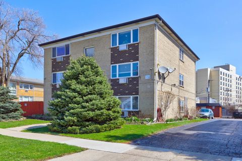 Tiny photo for 4209 Kolze Avenue #2S, Schiller Park, IL 60176 (MLS # 12612874)