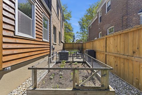 Tiny photo for 5430 N Lamon Avenue, Chicago, IL 60630 (MLS # 12629291)