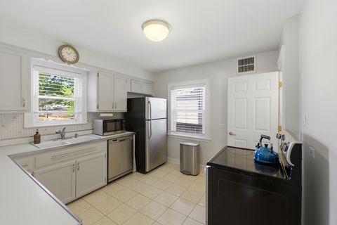 Tiny photo for 5430 N Lamon Avenue, Chicago, IL 60630 (MLS # 12629291)