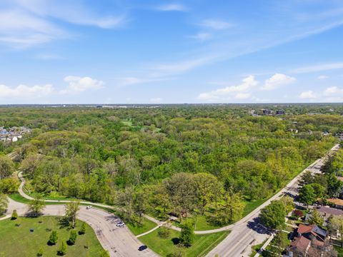 Tiny photo for 5430 N Lamon Avenue, Chicago, IL 60630 (MLS # 12629291)