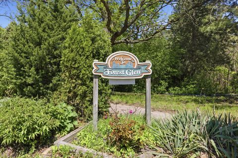 Tiny photo for 5430 N Lamon Avenue, Chicago, IL 60630 (MLS # 12629291)
