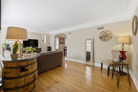 Tiny photo for 5430 N Lamon Avenue, Chicago, IL 60630 (MLS # 12629291)