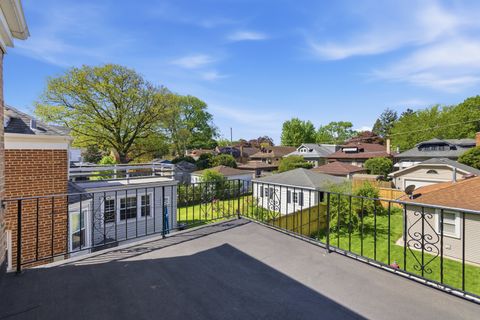 Tiny photo for 5430 N Lamon Avenue, Chicago, IL 60630 (MLS # 12629291)