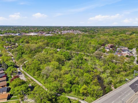 Tiny photo for 5430 N Lamon Avenue, Chicago, IL 60630 (MLS # 12629291)