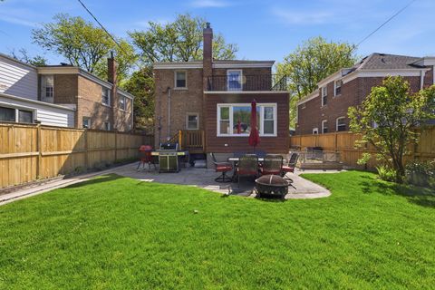 Tiny photo for 5430 N Lamon Avenue, Chicago, IL 60630 (MLS # 12629291)