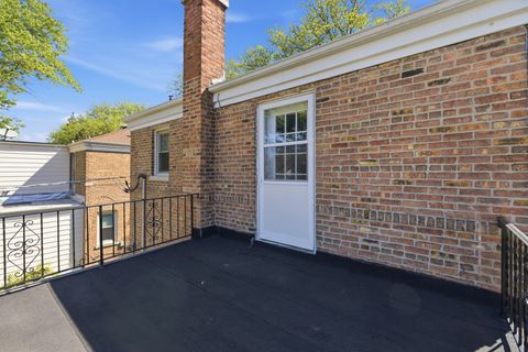 Tiny photo for 5430 N Lamon Avenue, Chicago, IL 60630 (MLS # 12629291)